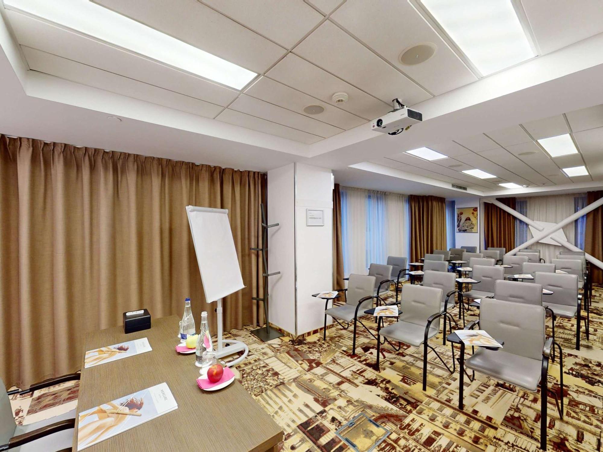 Mercure Bucharest City Center Eksteriør bilde